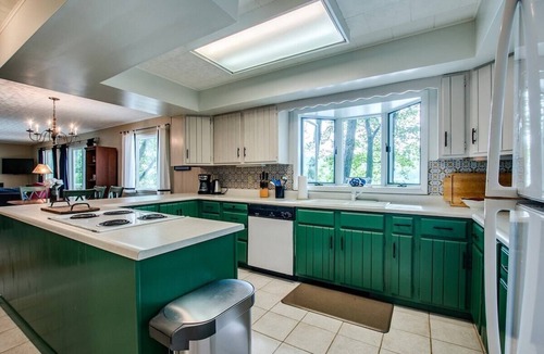 Town of Jerusalem House | Bluff`s Charm 3 bedroom lake home on Keuka Lake