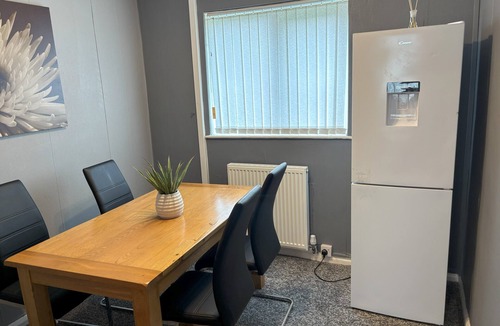 Cowpen House | Blyth City Delight Free Parking