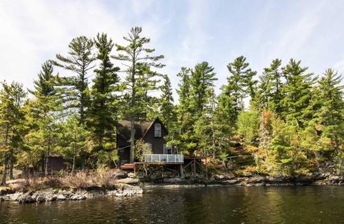 International Falls House | Boat Dock & Beach: Charming Stop Island Cabin