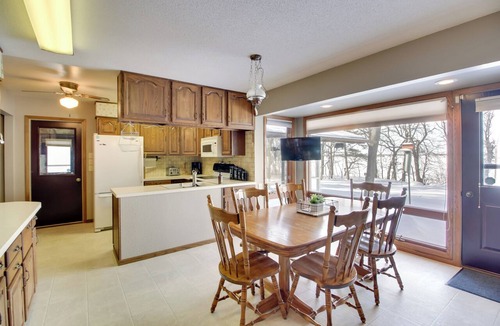 Ashby House | Boat & Hike Up North! Lakefront Minnesota Duplex