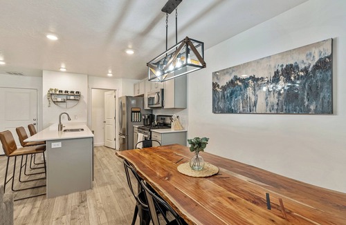 Layton House | Boho 3 Bedroom Townhome Near Ski Resorts & Hill AFB