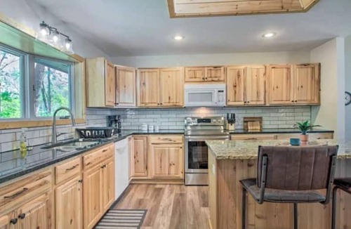 Crosslake House | Book your Getaway at Sunset Retreat - Lake Home in Crosslake