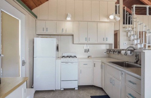 Lake Leelanau House | Boona Vista | Lake Michigan Beach Front Cottage
