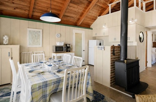 Lake Leelanau House | Boona Vista | Lake Michigan Beach Front Cottage