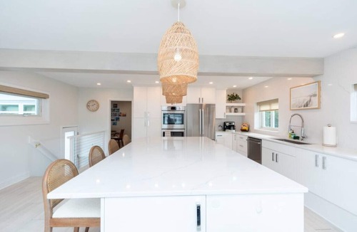 Revere House | Boston's Beach Home: Pool, 1min to Beach, Pet +
