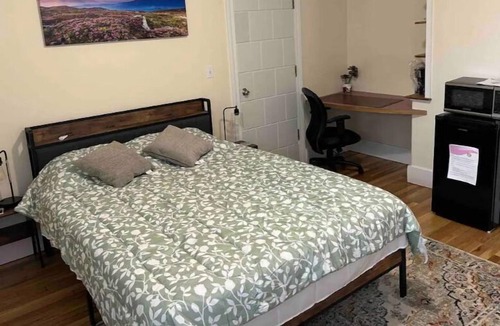 South Medford Apartment | Boston Traveler’s Den