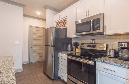 Buechel Apartment | Boulevard Stays Tranquil 1BR Getaway