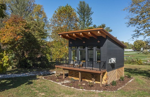 Frankfort Cottage | Bourbon Barrel Cabin B. There are 2 cabins available A & B. Brand new Cabins.