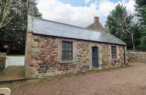 Akeld Cottage | BRACKEN LODGE, pet friendly, character holiday cottage in Wooler