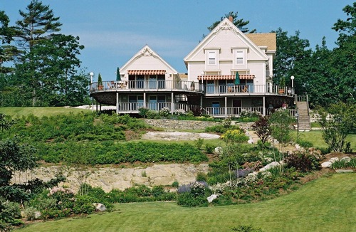 New Harbor Apartment | BRACKETT The Moorings, ocean views, pool & close to Pemaquid beach!
