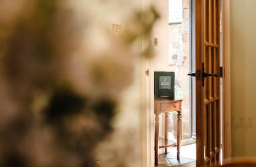 Akeld House | Bramble Cottage