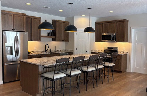 Breezy Point House | Brand New 4 Bedroom Cabin in Breezy Point with Game Room