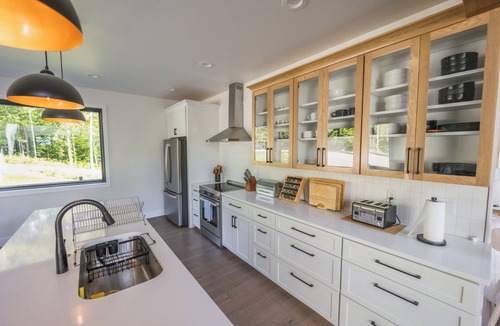 Nancy House | Brand new custom lake house with breathtaking panoramic views