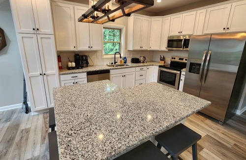 Mountainside Ski Chalet | Brand New Home! Mountainside