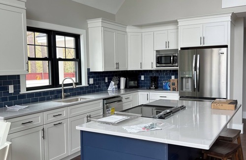 North Windham House | Brand New Lake Home with Great Sandy beach on Sebago’s Basin
