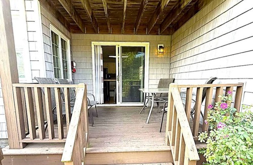 Kelleys Island Condo | Break at The Lake with loft-3 Bedrooms/3 Bathrooms