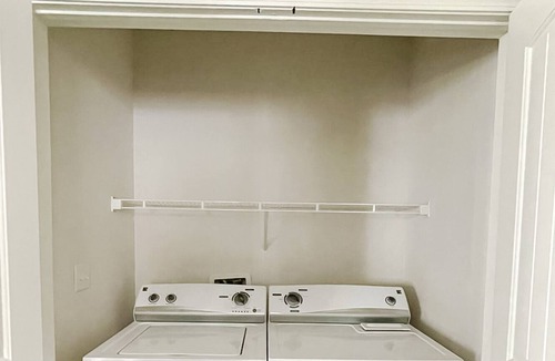 Stillwater Apartment | Breathtaking 2BD/2.5BA + Gym - Stillwater