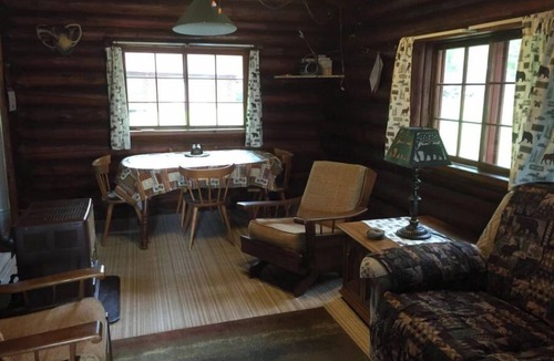 Northome House | Breezy Cabin On Island Lake Pet Friendly Northshore Bay Resort