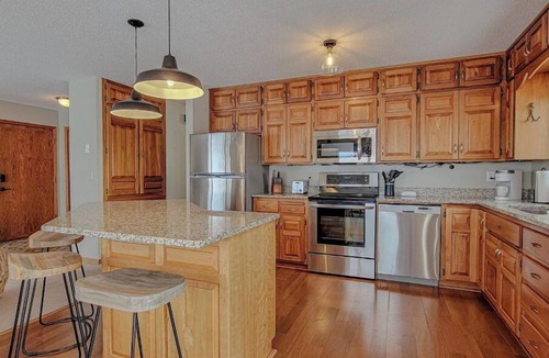 Bemidji Condo | Breezy Hills - Unit 2; Lake Bemidji, King Bed, Kayaks, PB Trail private access