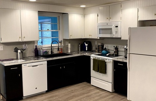 Brewster House | Brewster 3 Bedroom getaway with plenty of green space!