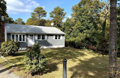 Brewster House | Brewster 3 Bedroom getaway with plenty of green space!