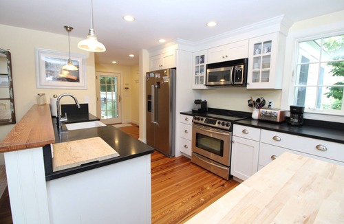 Brewster House | Brewster Retreat with Heated Pool, Hot Tub and near Ellis Landing Beach 2387