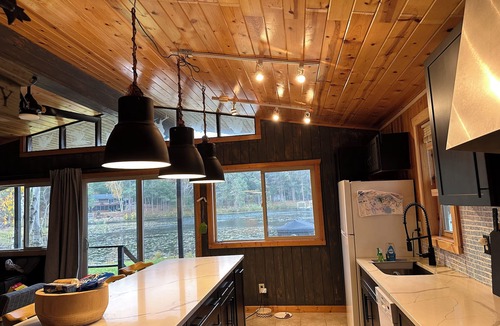 Crosslake Cabin | BRIDGE ACCESSIBLE PRIVATE ISLAND CABIN located on the WHITE FISH CHAIN of Lakes