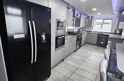 MacMerry Bed & Breakfast | Bridge St Guest House - Room 4 - Tranent