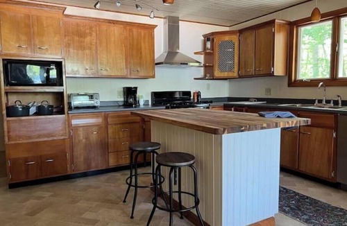 Deer Isle Apartment | Bridge view w/beach& boat access
