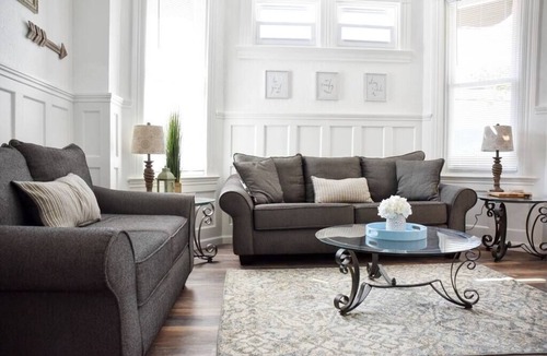 Crafton House | Bright 1BR Retreat | Near Downtown & Airport