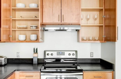 Cambridge Apartment | Bright Alewife 1BR w/in-unit W/D close to shopping center, by Blueground