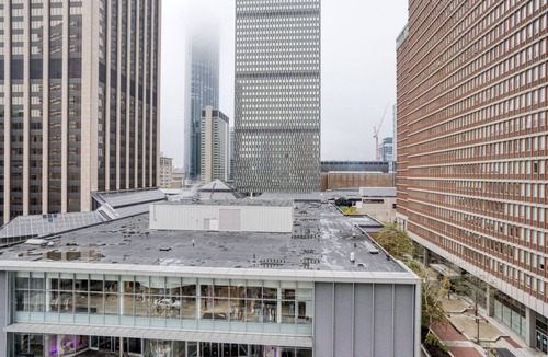 Back Bay Apartment | Bright Back Bay 2BR w/Gym, nr Prudential Center, by Blueground