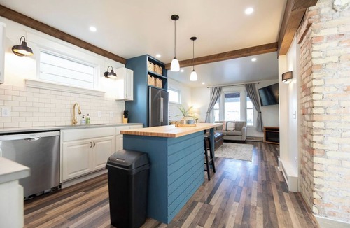 Superior House | Bright & Renovated 3-bedroom house in Superior, quick 6 miles to Duluth!