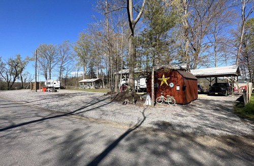 Bradford RV Rental | Bring your own camper DayDreams Campground Lamoka Lake