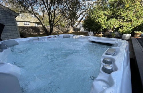 Bristol House | Bristol Sweet Spot: hot tub, king bed, walk or bike to town and beaches.