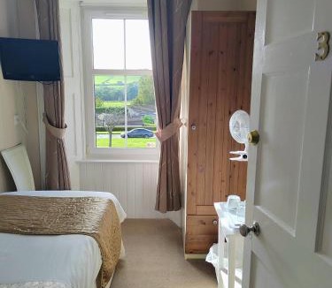 Earlston Bed & Breakfast | Broomfield House Bed and Breakfast