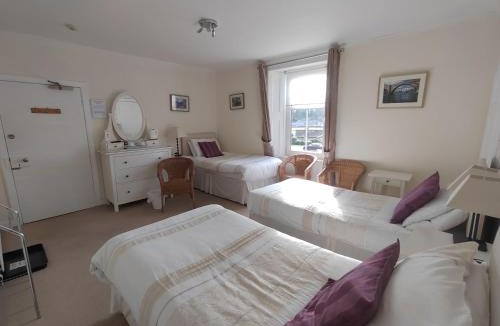 Earlston Bed & Breakfast | Broomfield House Bed and Breakfast