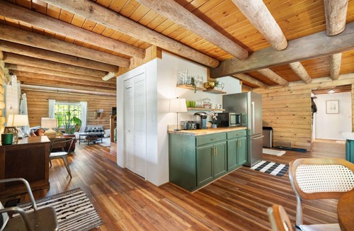 Means Cabin | Brownstone Lodge – Private 55-Acre Retreat with Hot Tub & Fire Pit