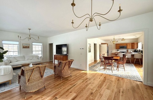 Brunswick House | Brunswick Lux 4BR Sunset River View with 4 Acres Big Lawn