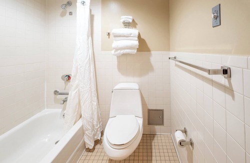 Gays Creek Hotel | Buckhorn Lake State Resort Park