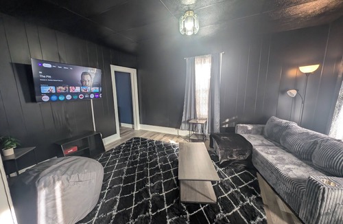 Evansville House | Budget Friendly: 1BR + Dining Room & Laundry