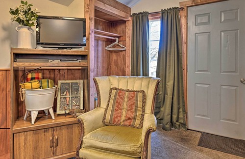 Montello Apartment | Buffalo Lake Campground Escape: Canoe & Kayak