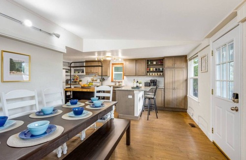 East Colorado Springs House | Built in 1903. Updated 120 years later in 2023!