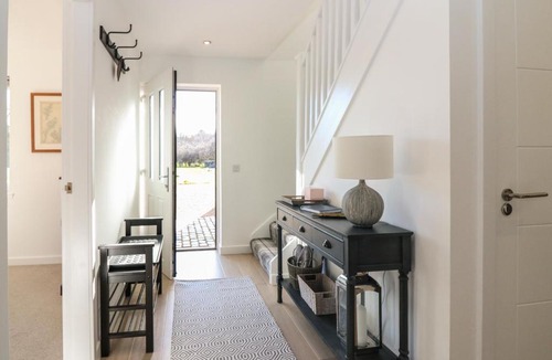 Banff House | Bullpens