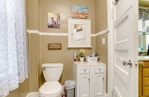 Port Clinton House | Bungalow-Beach-Dogs-Boat-REMODEL finished!