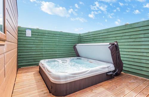 Mey House | Burray