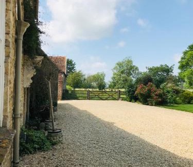 Buscot House | Buscot Manor