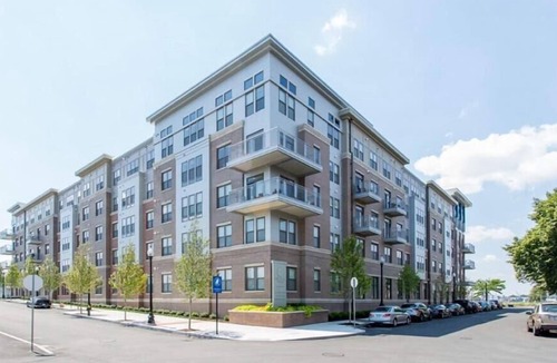 Central-Maverick Square - Paris Street House | Business Travelers | Studio steps from Logan Airport | by GLS