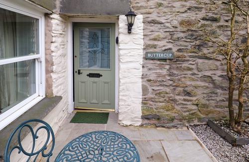 Troutbeck Cottage | BUTTERCUP COTTAGE, pet friendly, with open fire in Troutbeck