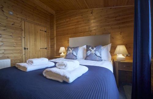 Thurstonfield House | Buzzard Lodge with Hot-tub